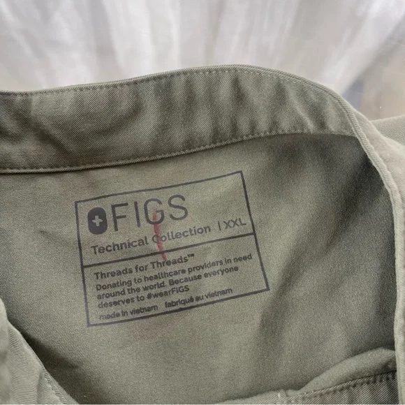 Figs Women Scrub Top 2XL XXL Green Rafaela Oversized Sleeveless Nurse WXXSW1003 - Picture 4 of 8